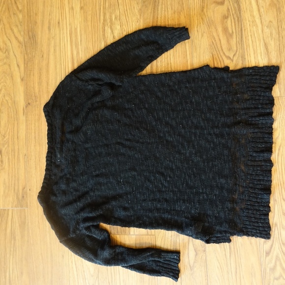 Light Slub Black Hi Low Sweater With White Heart - Picture 7 of 7